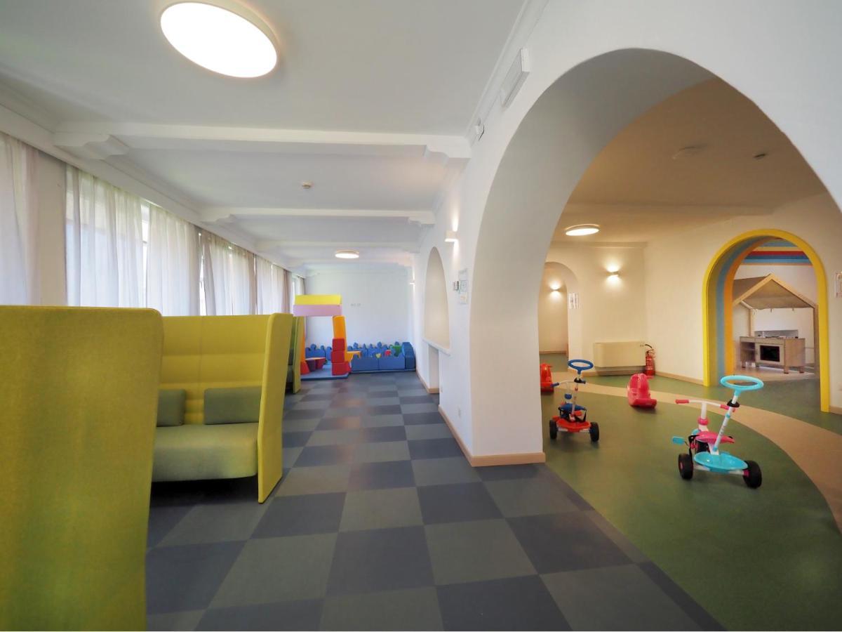 Hotel Europa Molveno Εξωτερικό φωτογραφία