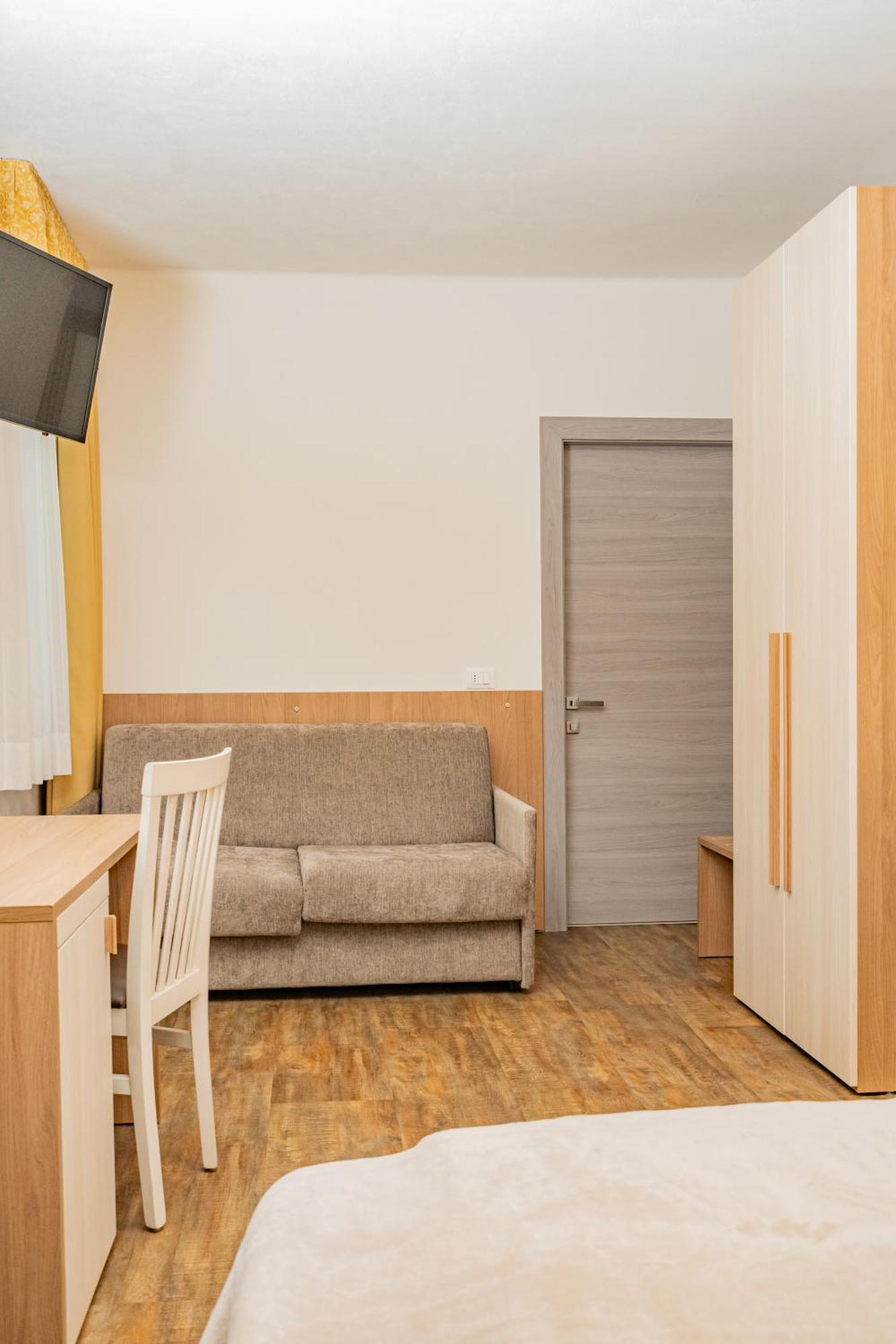 Hotel Europa Molveno Εξωτερικό φωτογραφία