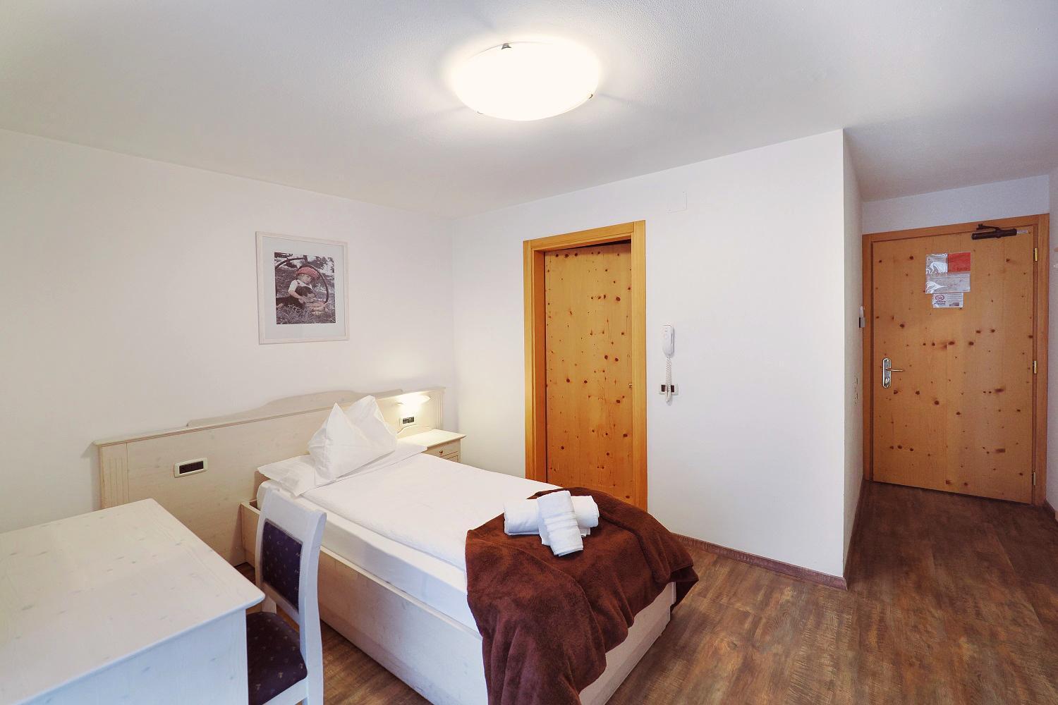 Hotel Europa Molveno Εξωτερικό φωτογραφία