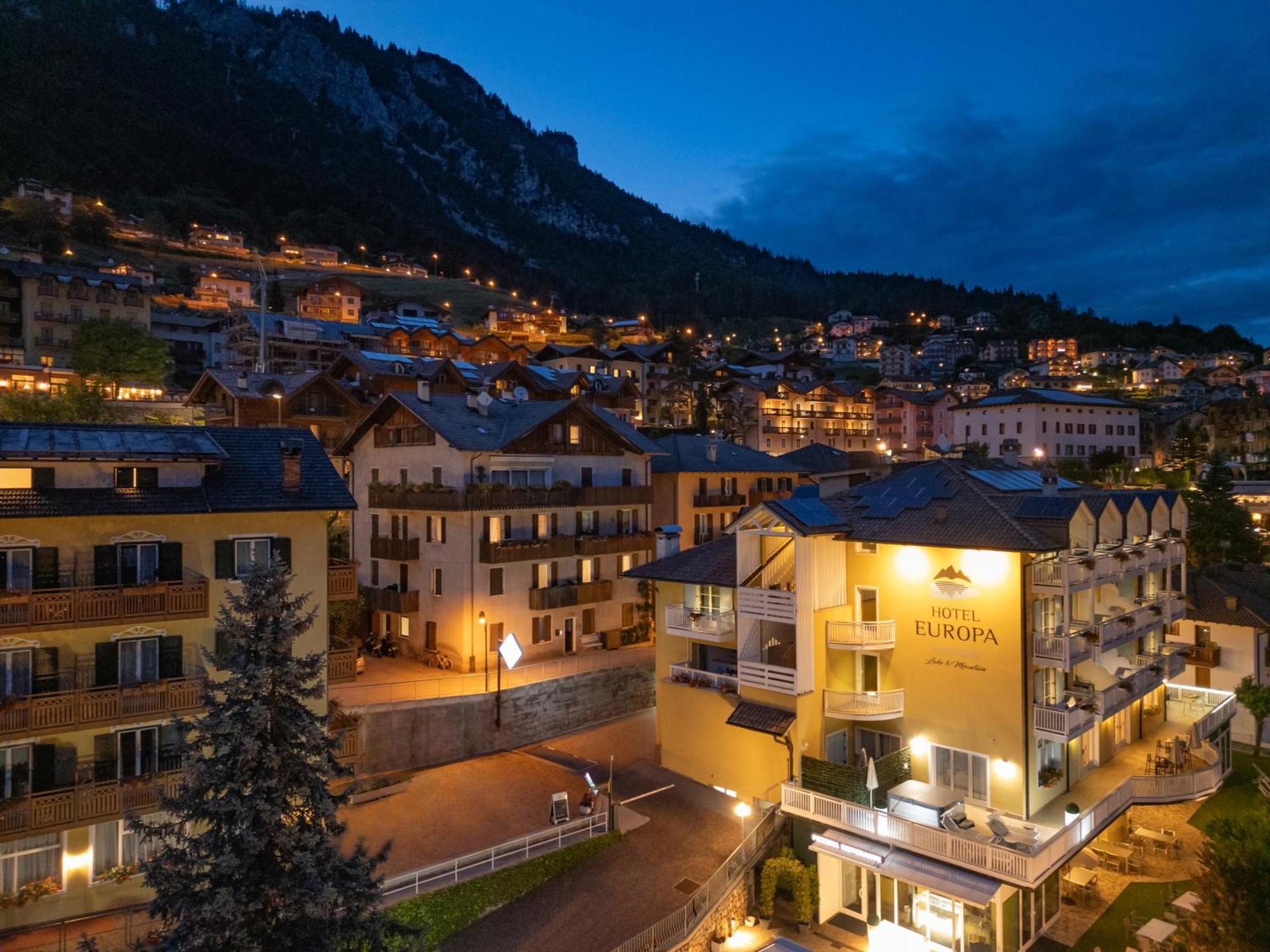 Hotel Europa Molveno Εξωτερικό φωτογραφία